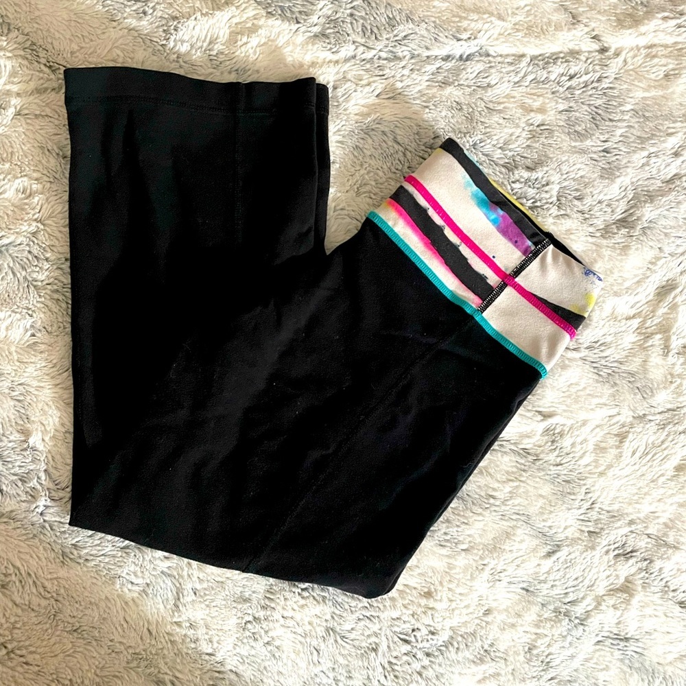 LULULEMON Grove Crop Black leggings 4 White Rainbow Waistband